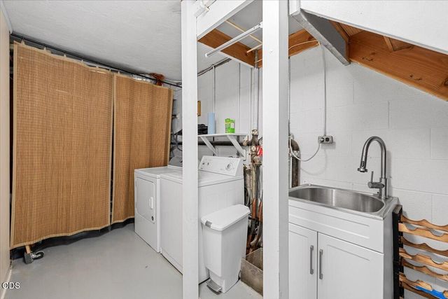 340 Miner Way, Jacksonville, OR 97530