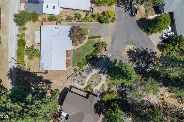 340 Miner Way, Jacksonville, OR 97530