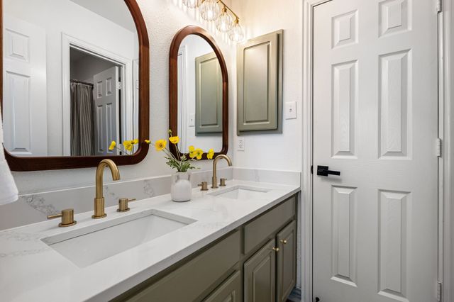 696 Hollow Circle, Coppell, TX 75019