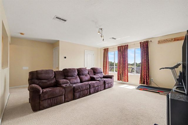 25741 RISEN STAR DR, Wesley Chapel, FL 33544