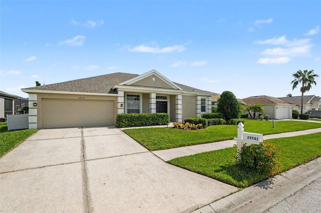 25741 RISEN STAR DR, Wesley Chapel, FL 33544