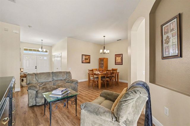 25741 RISEN STAR DR, Wesley Chapel, FL 33544