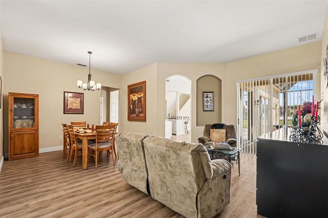 25741 RISEN STAR DR, Wesley Chapel, FL 33544