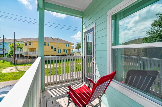 1113 San Jacinto Street, La Porte, TX 77571