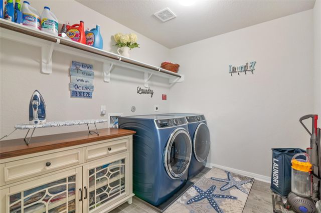 1113 San Jacinto Street, La Porte, TX 77571