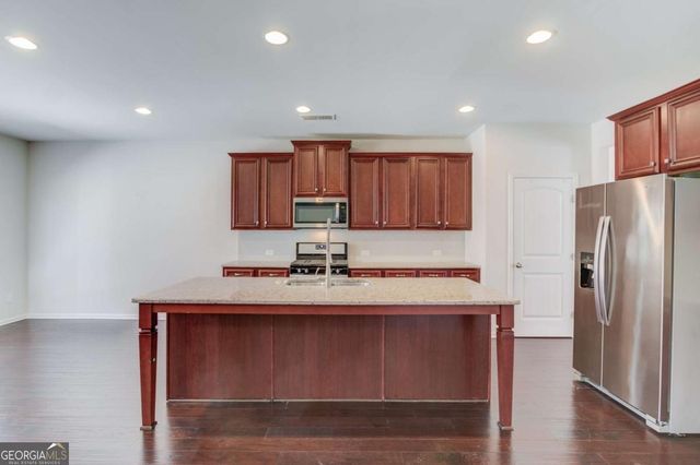 385 Broadmoor Drive, Braselton, GA 30517