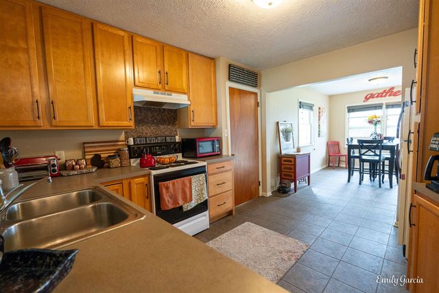 340 Woodward Street, Zeeland, MI 49464
