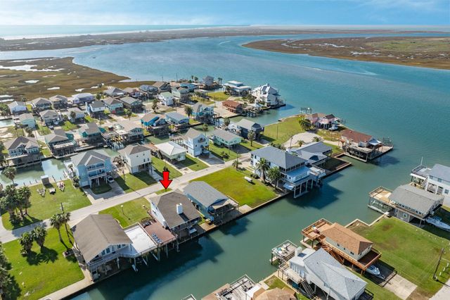 306 Galleon Drive, Freeport, TX 77541