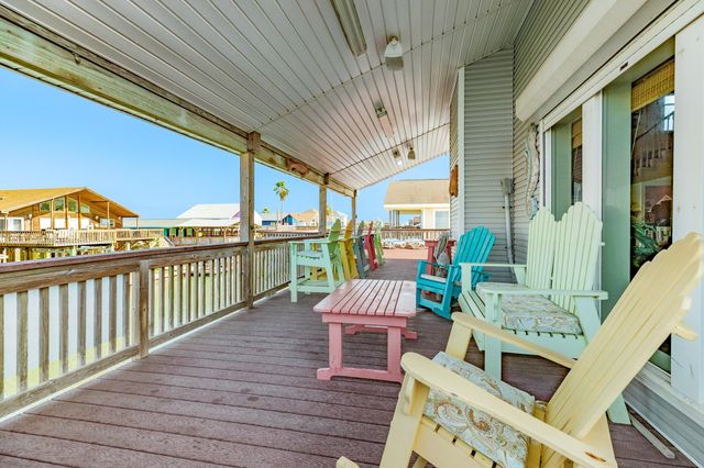 306 Galleon Drive, Freeport, TX 77541