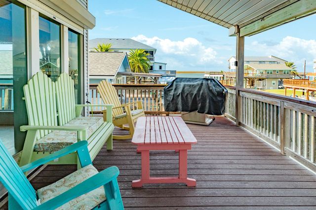 306 Galleon Drive, Freeport, TX 77541