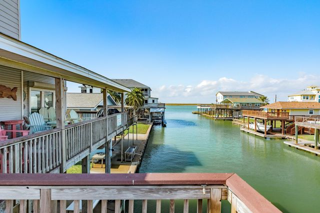 306 Galleon Drive, Freeport, TX 77541