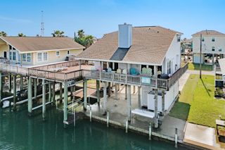 306 Galleon Drive, Freeport, TX 77541