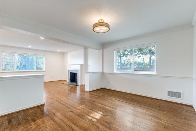 6201 Worth Street, Dallas, TX 75214