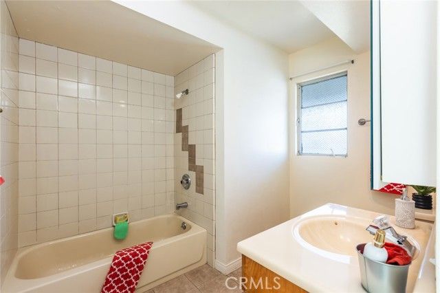 23026 Nadine Circle B, Torrance, CA 90505