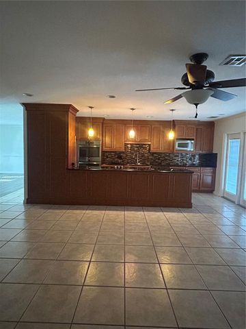 2935 PLANTATION ROAD, Winter Haven, FL 33884