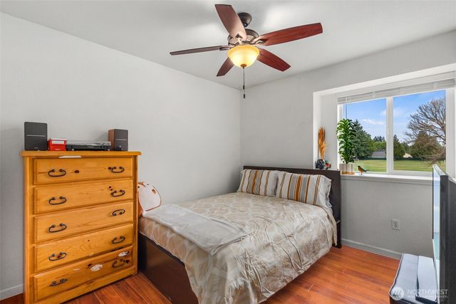 5601 Thornbury Drive SE, Lacey, WA 98513