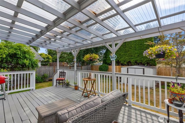 5601 Thornbury Drive SE, Lacey, WA 98513
