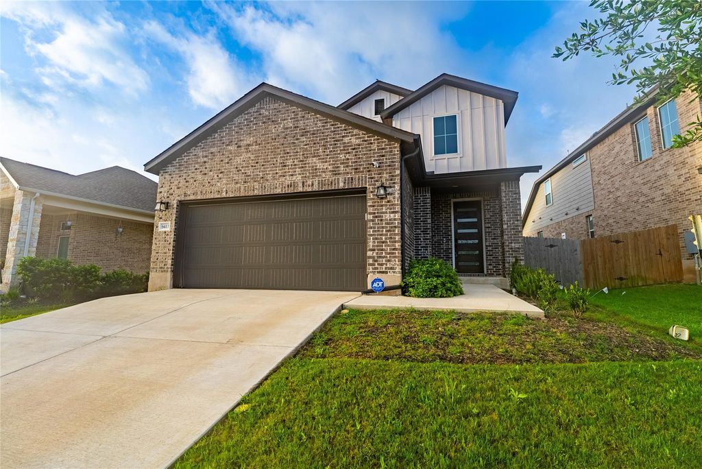 6413 Night Chinook DR, Buda, TX 78610