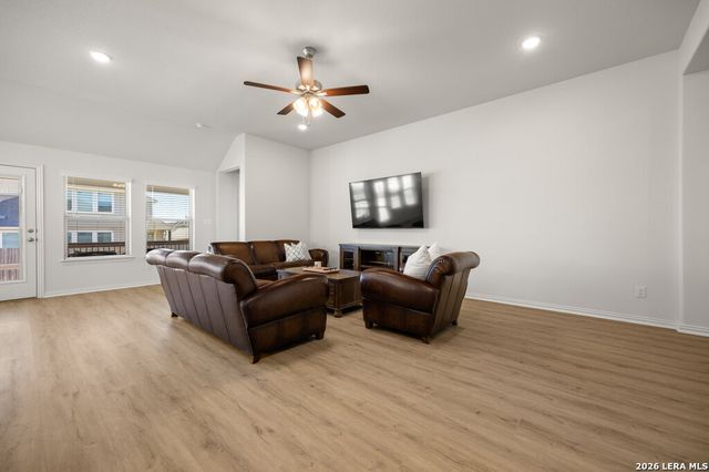 726 Groudsel, New Braunfels, TX 78132