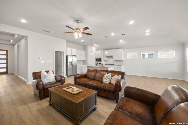 726 Groudsel, New Braunfels, TX 78132