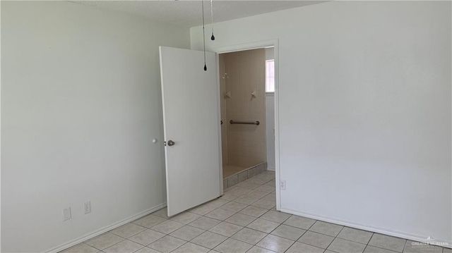 2221 Whitewing Avenue, Mcallen, TX 78501