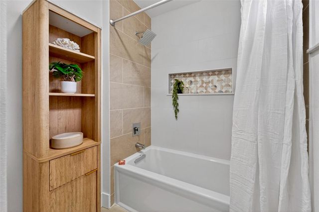 2575 GRANADA CIRCLE E, St Petersburg, FL 33712