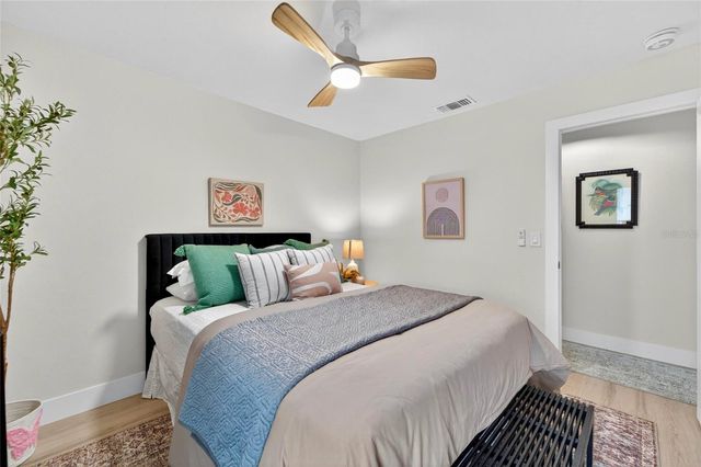 2575 GRANADA CIRCLE E, St Petersburg, FL 33712