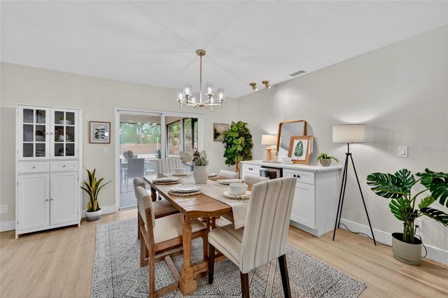 2575 GRANADA CIRCLE E, St Petersburg, FL 33712