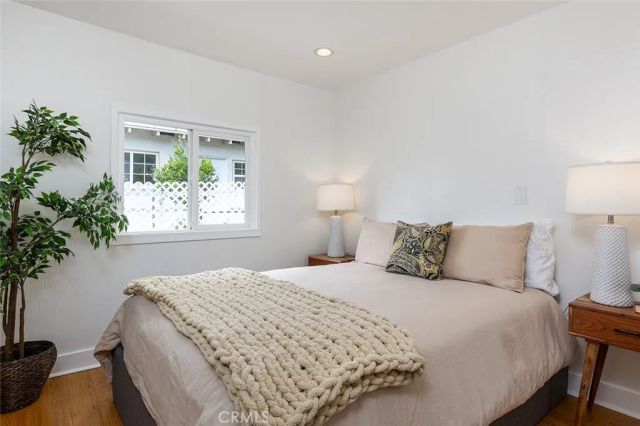 1765 Fern Lane, Glendale, CA 91208