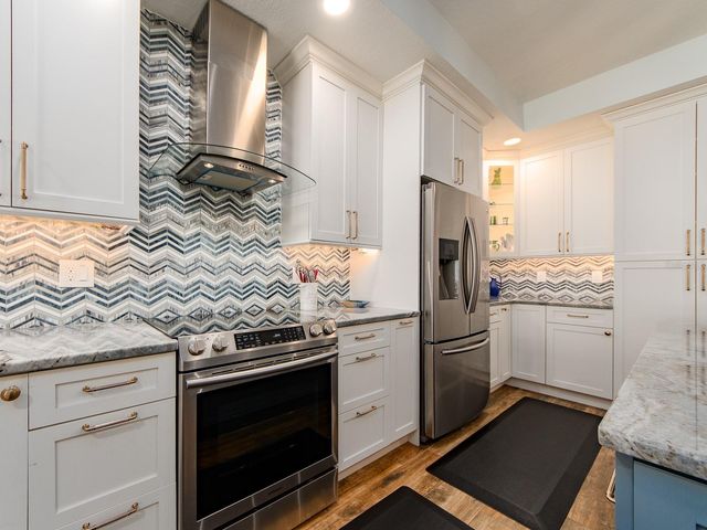 19600 GULF BOULEVARD 102, Indian Shores, FL 33785