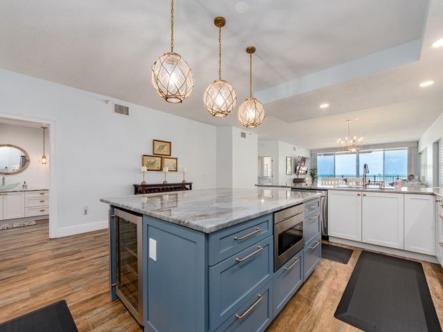19600 GULF BOULEVARD 102, Indian Shores, FL 33785