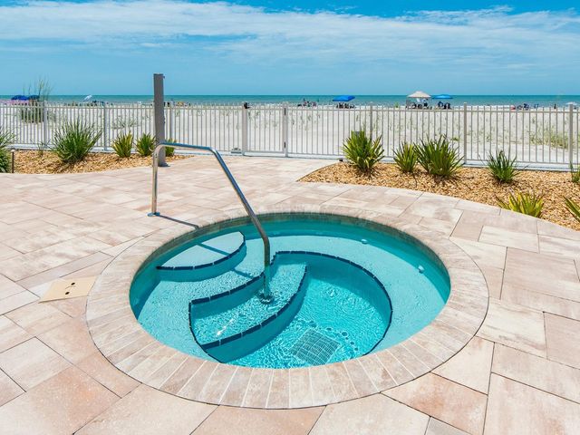 19600 GULF BOULEVARD 102, Indian Shores, FL 33785