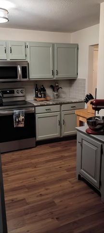 3 Fairfax Ave Unit 333, Derry, NH 03038