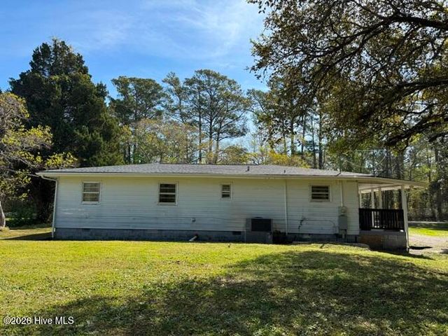 308 Mccabe Road, Morehead City, NC 28557