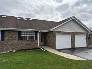 321 Davis STREET #2, Elkhorn, WI 53121