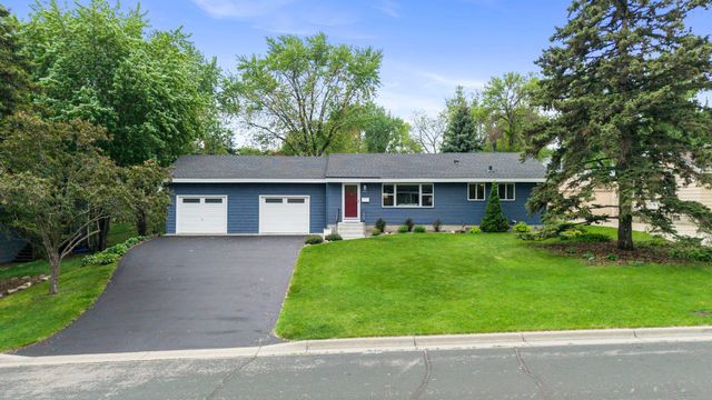 942 7th Avenue E, Shakopee, MN 55379