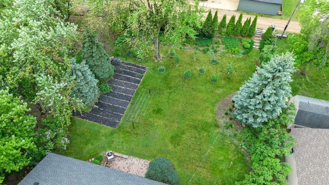 942 7th Avenue E, Shakopee, MN 55379