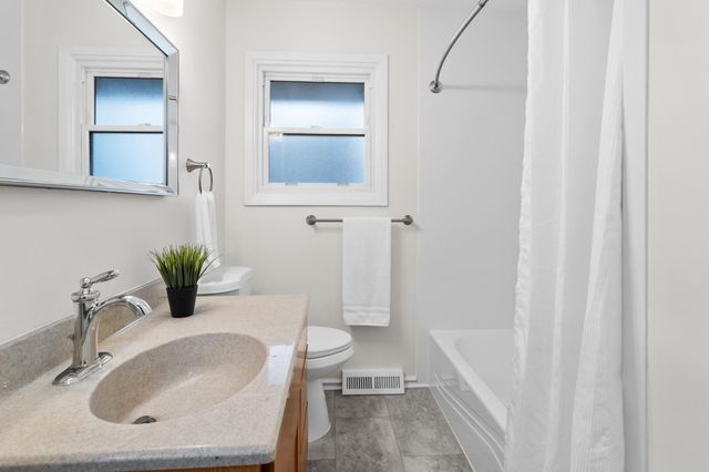 3699 205th Street W, Farmington, MN 55024