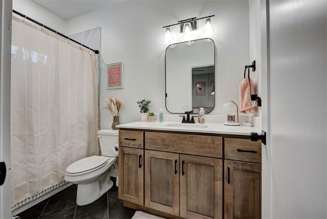 2248 Ridge Pine Road, Edmond, OK 73034