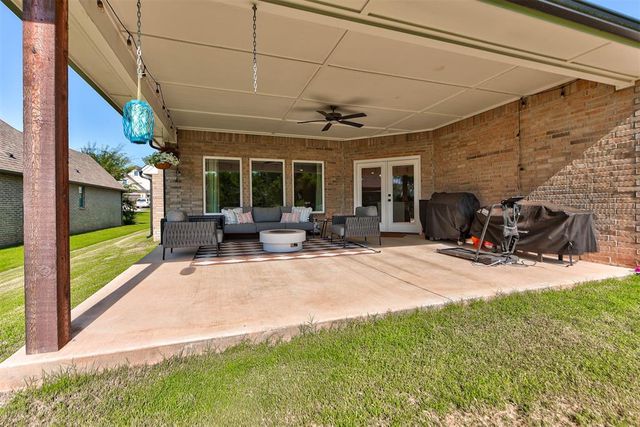 2248 Ridge Pine Road, Edmond, OK 73034