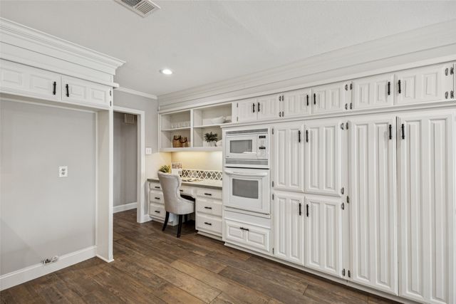 223 Westwood Drive, Southlake, TX 76092