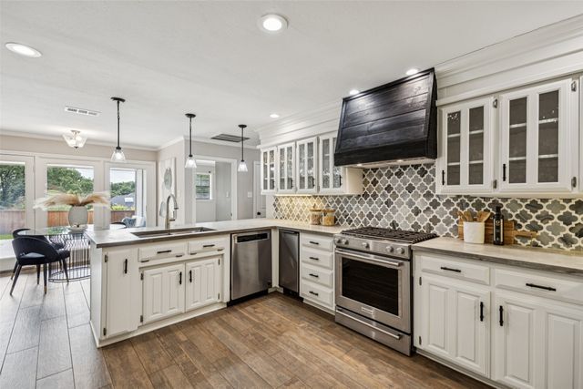 223 Westwood Drive, Southlake, TX 76092