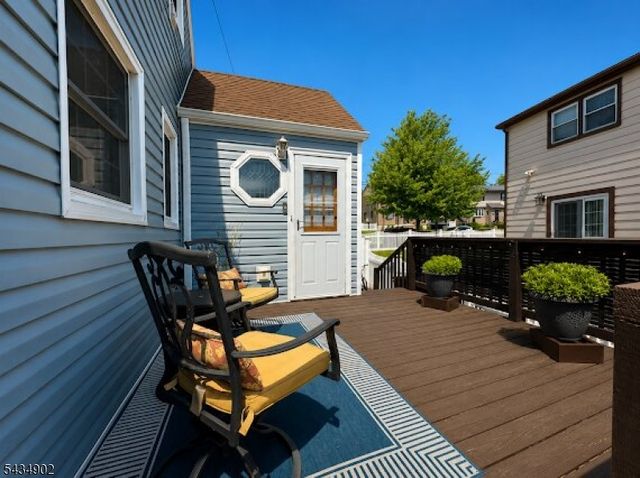 131 Long Hill Dr, Clifton City, NJ 07013