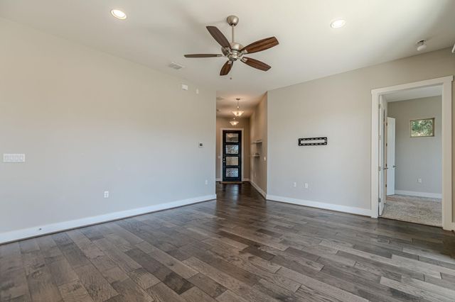 220 Jumping Laurel ST, San Marcos, TX 78666