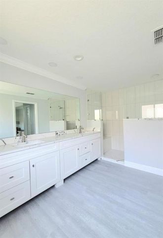 1415 BEACH CLUB, Apollo Beach, FL 33572