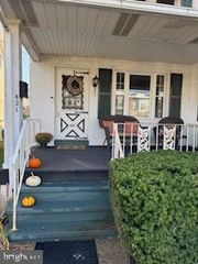 421 N CHESTNUT ST, Lansdale, PA 19446