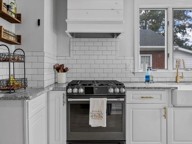 649 Poplar St, Spartanburg, SC 29302