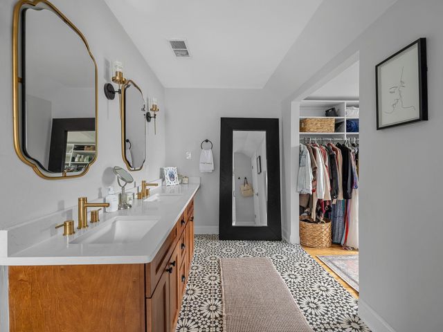 649 Poplar St, Spartanburg, SC 29302