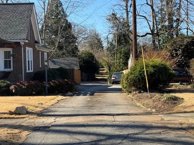 649 Poplar St, Spartanburg, SC 29302