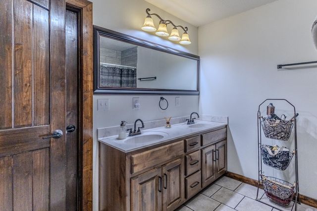 7084 Logan Road, Hartville, MO 65667